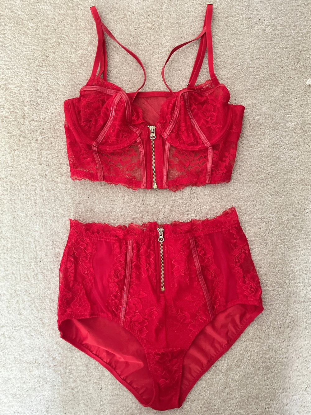 Vintage La Senza Mixed-Media 2-Piece Bustier & Panty Set in Red- XS